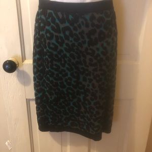 Women’s M UO brand leopard print knit midi